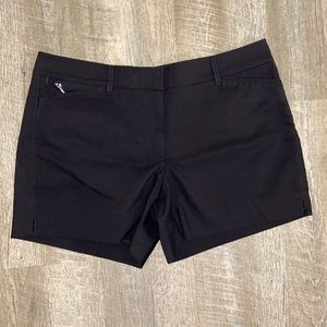 White House Black Market Ladies 5” Black Shorts Like New size 12